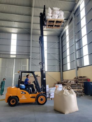 Ảnh chụp cận cảnh chiếc xe nâng dầu 3 tấn Hangcha dòng X mới tinh, 